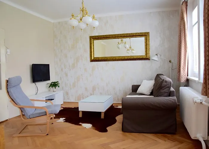 Classical House In 6 Holiday home *